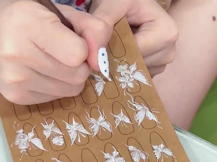 美甲手绘实操练习